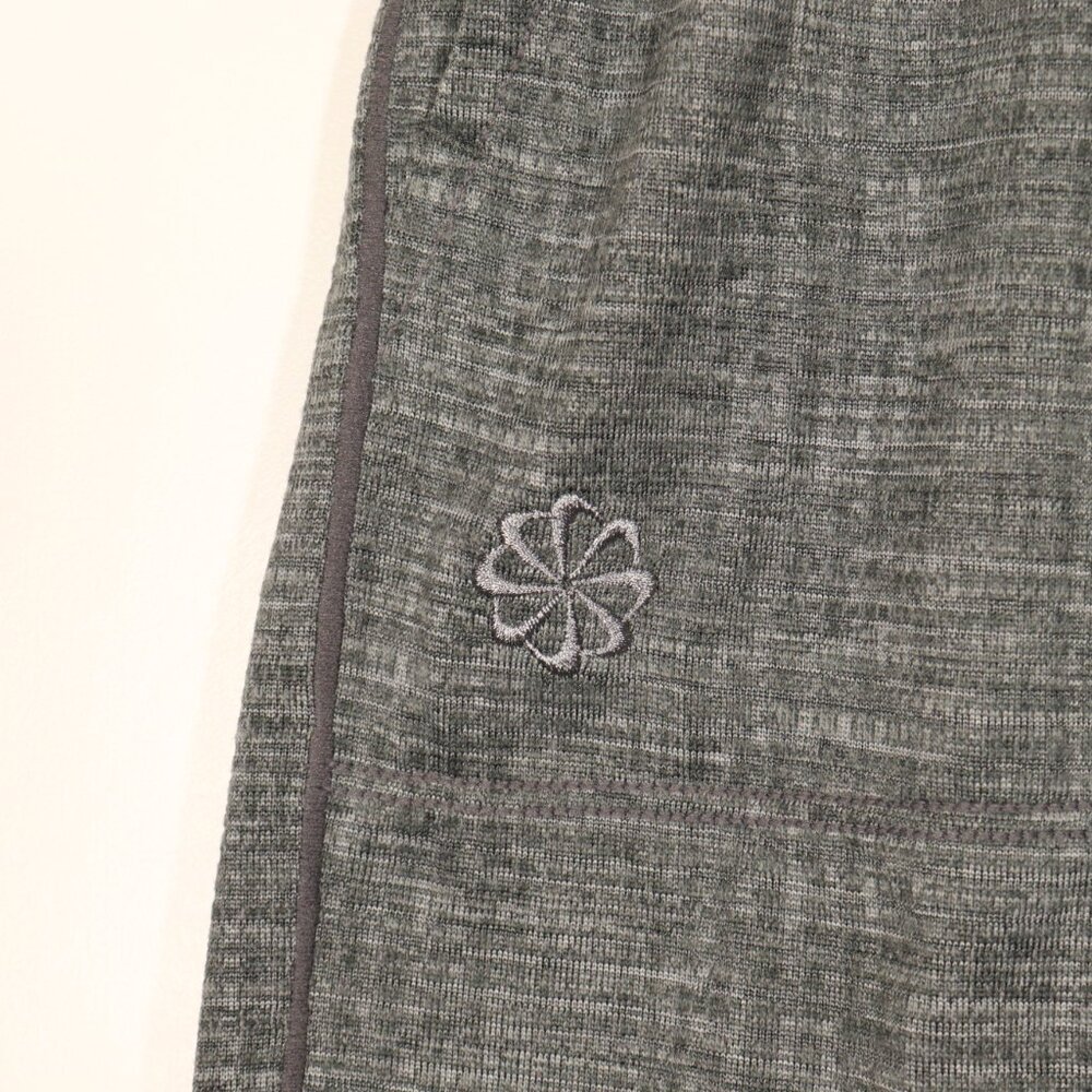 NWT Nike Men's Yoga Shorts in Gray Size Large - Picture 8 of 15
